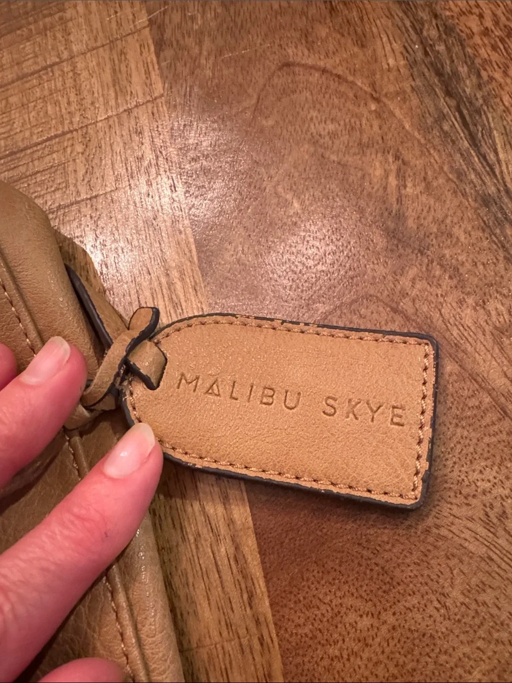 Malibu Skye Stacey Hobo, EUC